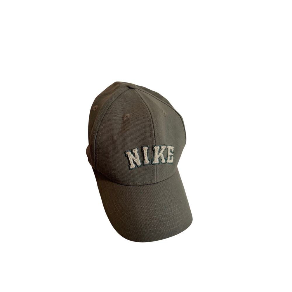 Y2K Nike Spellout Sherpa Retro Baseball Cap Adjustable Gray 2000s